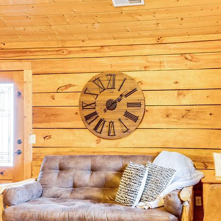 Spacious Gatlinburg Cabin With Hot Tub And Game Room! Exterior foto