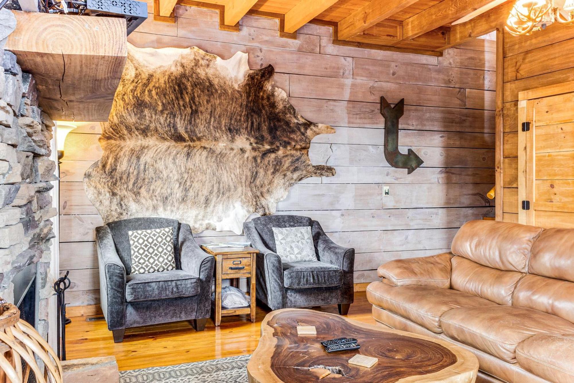 Spacious Gatlinburg Cabin With Hot Tub And Game Room! Exterior foto